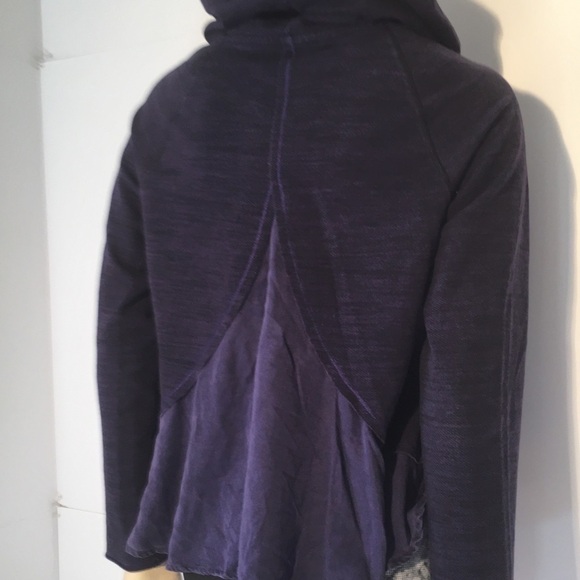 Lululemon Pull Me Over Hoodie - Picture 13 of 15